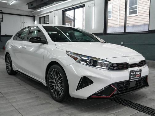 2022 Kia Forte GT-Line