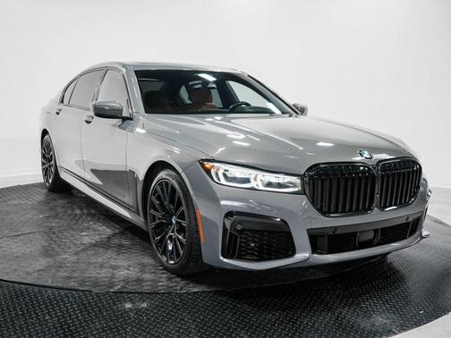 2022 BMW 750 i xDrive