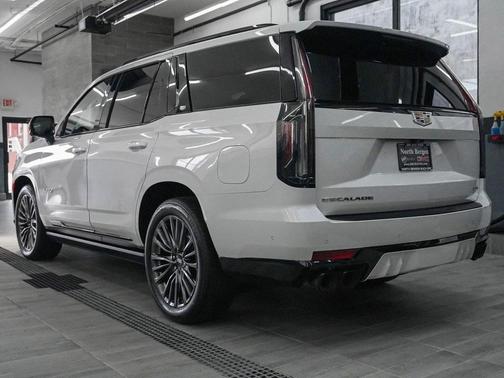 2023 Cadillac Escalade V-Series