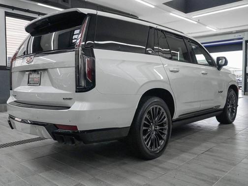 2023 Cadillac Escalade V-Series