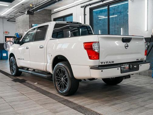 2018 Nissan Titan SL