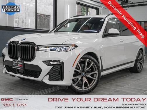 2022 BMW X7 M50i