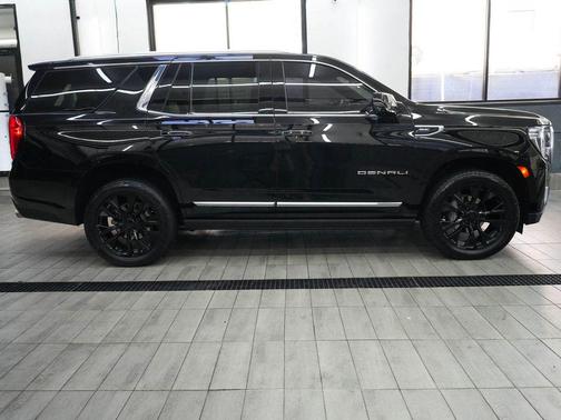 Onyx Black 2023 GMC Yukon Denali