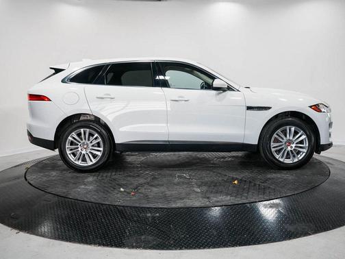 2019 Jaguar F-PACE 30t Prestige