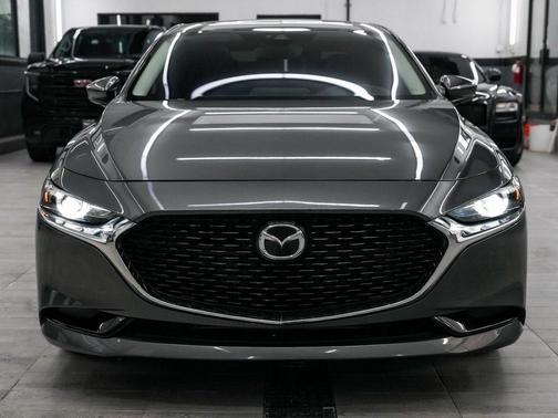 2022 Mazda Mazda3 FWD w/Premium Package