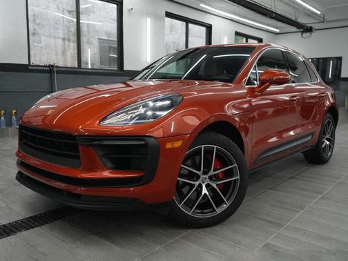 2022 Porsche Macan S