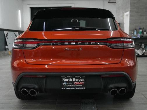 2022 Porsche Macan S
