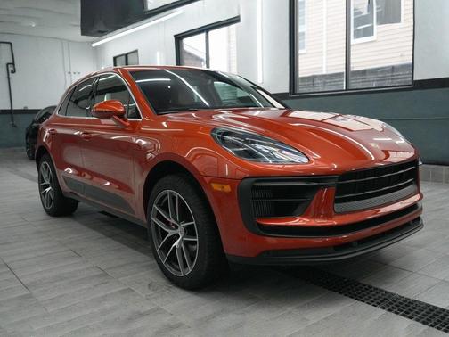 2022 Porsche Macan S