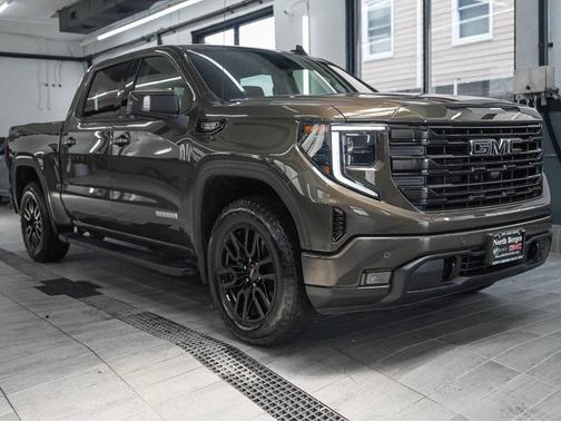 2024 GMC Sierra 1500 Elevation