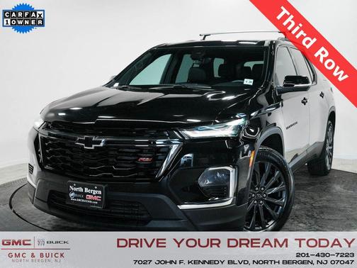 Mosaic Black Metallic 2023 Chevrolet Traverse RS