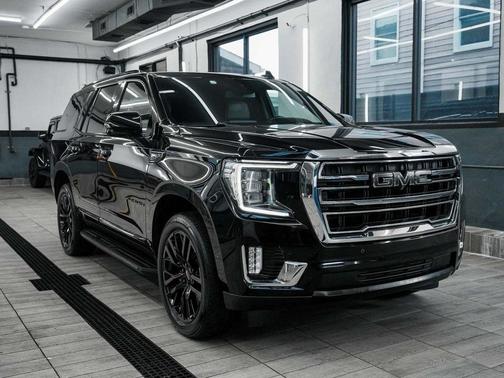 2023 GMC Yukon SLT