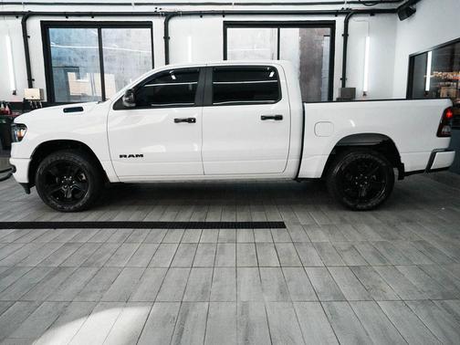 Bright White Clearcoat 2023 RAM 1500 Big Horn