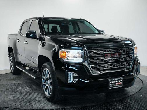 Onyx Black 2022 GMC Canyon Denali