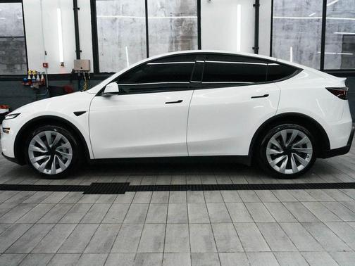 2026 Tesla Model Y Long Range