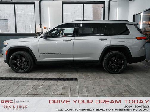 2021 Jeep Grand Cherokee L Laredo