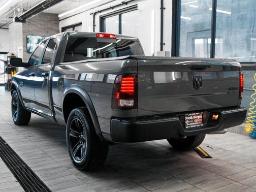 2022 RAM 1500 Classic SLT