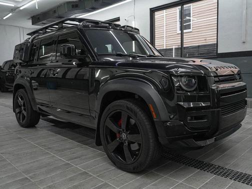 2022 Land Rover Defender 110 XS Edition