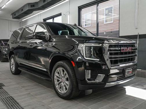 2023 GMC Yukon XL SLT