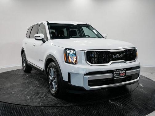 2024 Kia Telluride LX