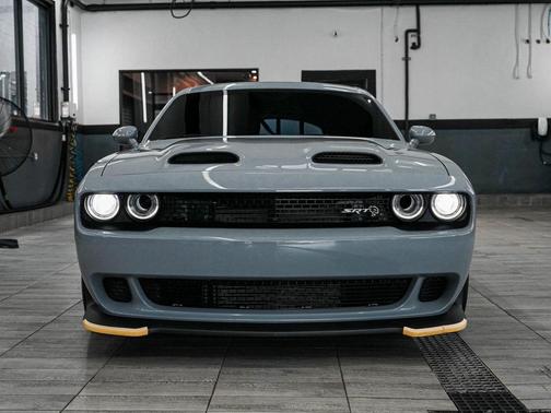 2022 Dodge Challenger SRT Hellcat