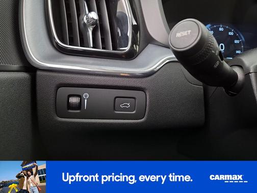 2019 Volvo XC60 T6 Momentum