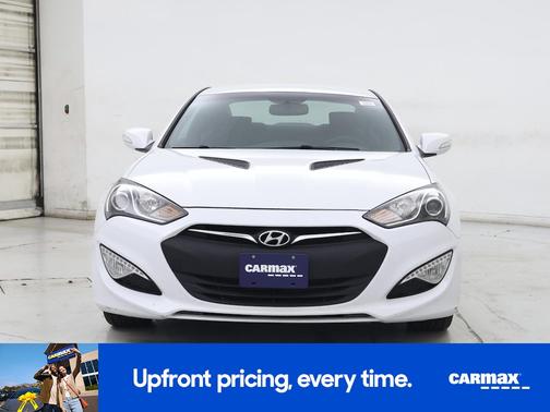 2016 Hyundai Genesis 