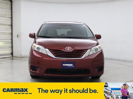 2015 Toyota Sienna LE