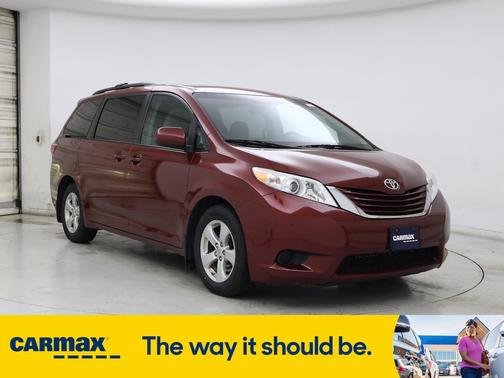 2015 Toyota Sienna LE