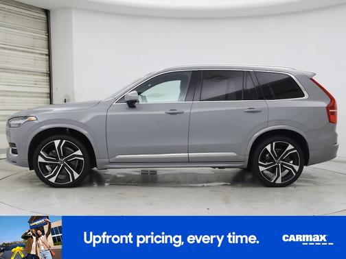 2024 Volvo XC90 B6 Ultimate Bright Theme