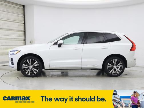 2022 Volvo XC60 B5 Inscription