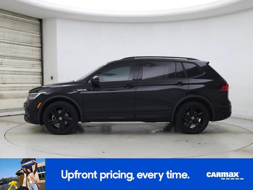 Black 2024 Volkswagen Tiguan SE R-Line Black