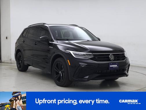 Black 2024 Volkswagen Tiguan SE R-Line Black