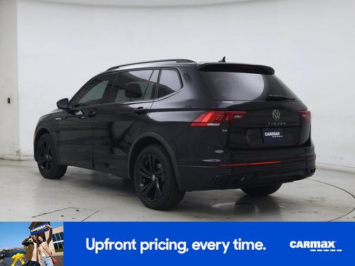 Black 2024 Volkswagen Tiguan SE R-Line Black