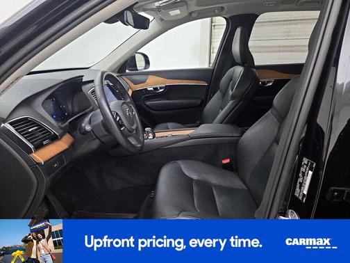 2023 Volvo XC90 B5 Plus