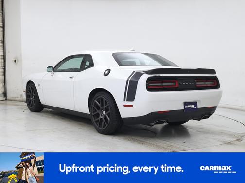 2016 Dodge Challenger 392 Hemi Scat Pack Shaker