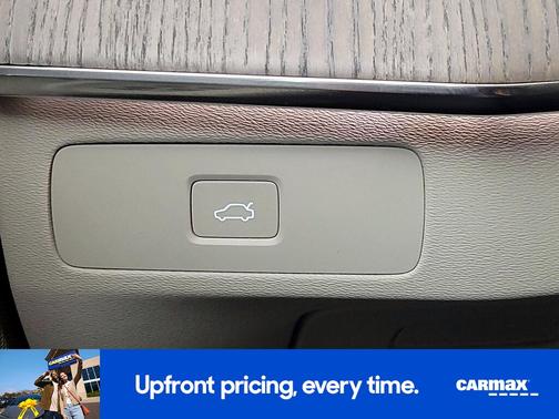 2023 Volvo XC90 B5 Plus