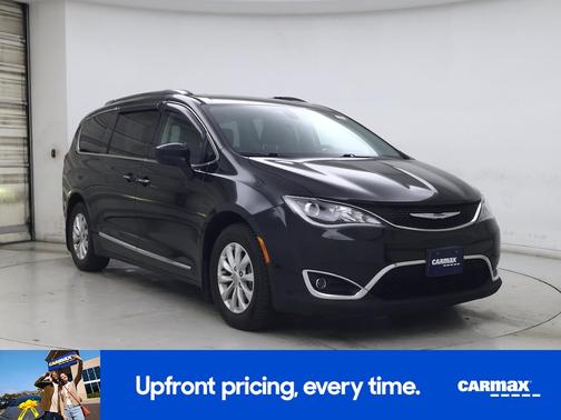 Black 2019 Chrysler Pacifica Touring L