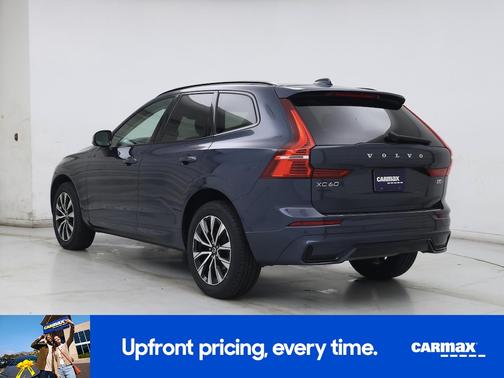 2024 Volvo XC60 B5 Core Dark Theme