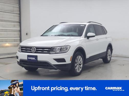 White 2019 Volkswagen Tiguan SE