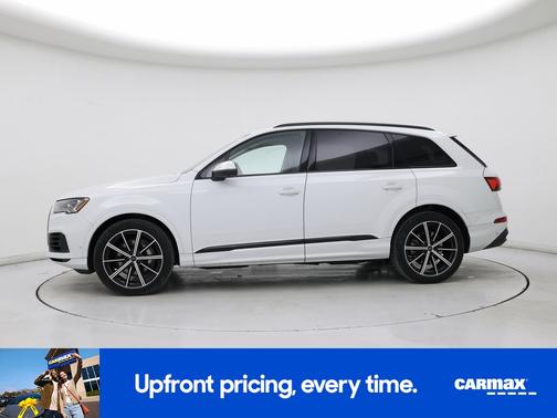 White 2021 Audi Q7 Prestige