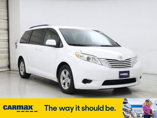 2015 Toyota Sienna LE