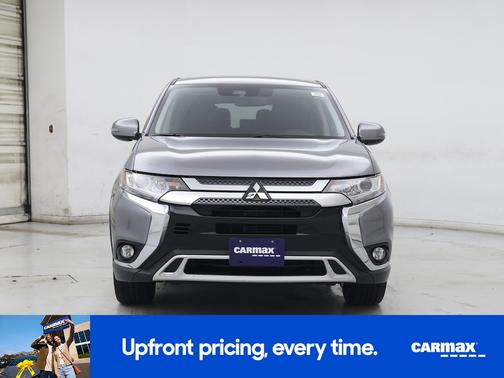 2020 Mitsubishi Outlander SE