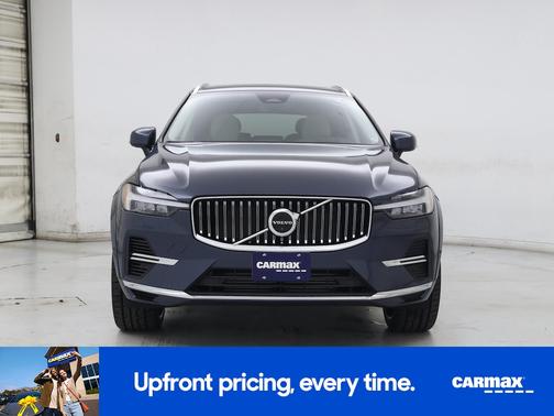 2023 Volvo XC60 Recharge Plug-In Hybrid T8 Ultimate Bright Theme