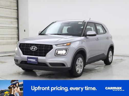 2023 Hyundai VENUE SE