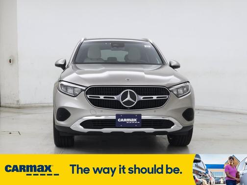 2024 Mercedes-Benz GLC 300 