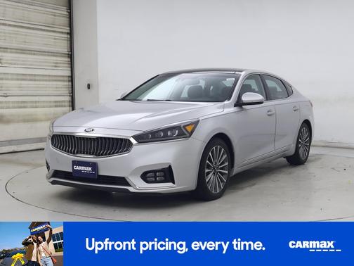 Silver 2017 Kia Cadenza Technology