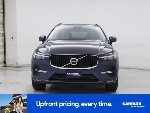 2022 Volvo XC60 B5 Momentum