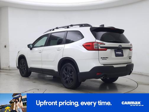 White 2025 Subaru Ascent Onyx Edition