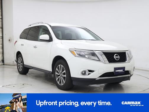 2016 Nissan Pathfinder SV