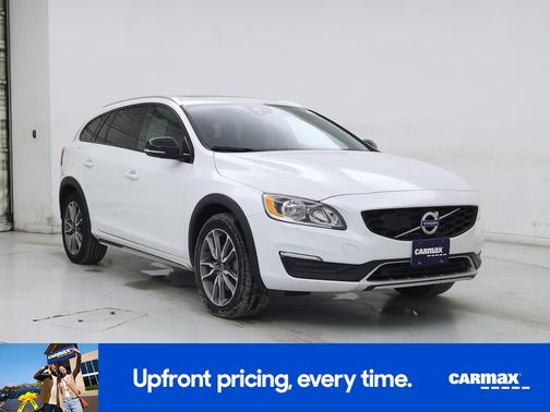 2018 Volvo V60 Cross Country T5